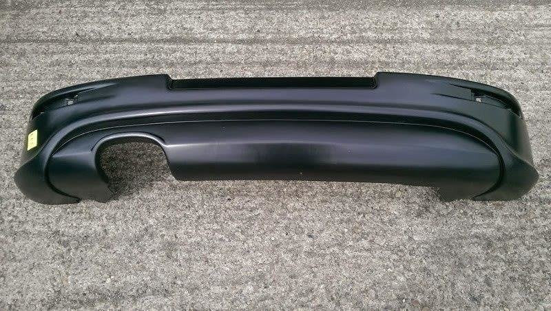 DIFFUSORE POSTERIORE adatto per VW GOLF V R32 (CON 1 FORO DI SCARICO, PER SCARICO GTI) 2003-2008