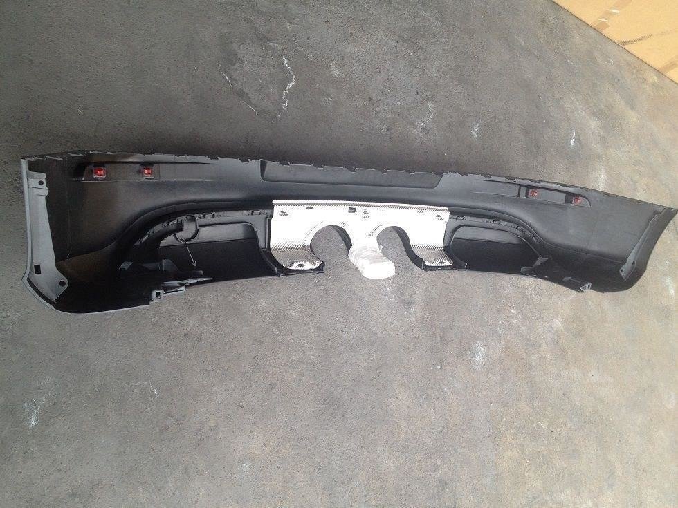 DIFFUSORE POSTERIORE adatto per VW GOLF V R32 CON 2 FORI DI SCARICO (PER SCARICO R32)2003-2008
