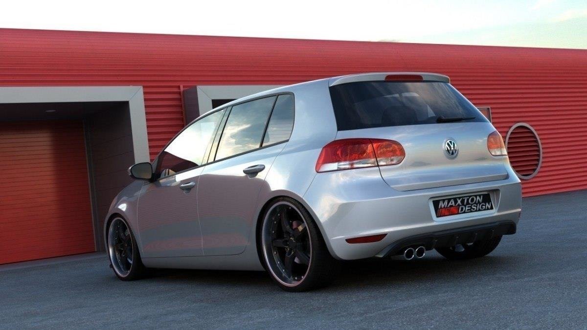 DIFFUSORE POSTERIORE adatto per  VW GOLF VI CON 1 FORO DI SCARICO