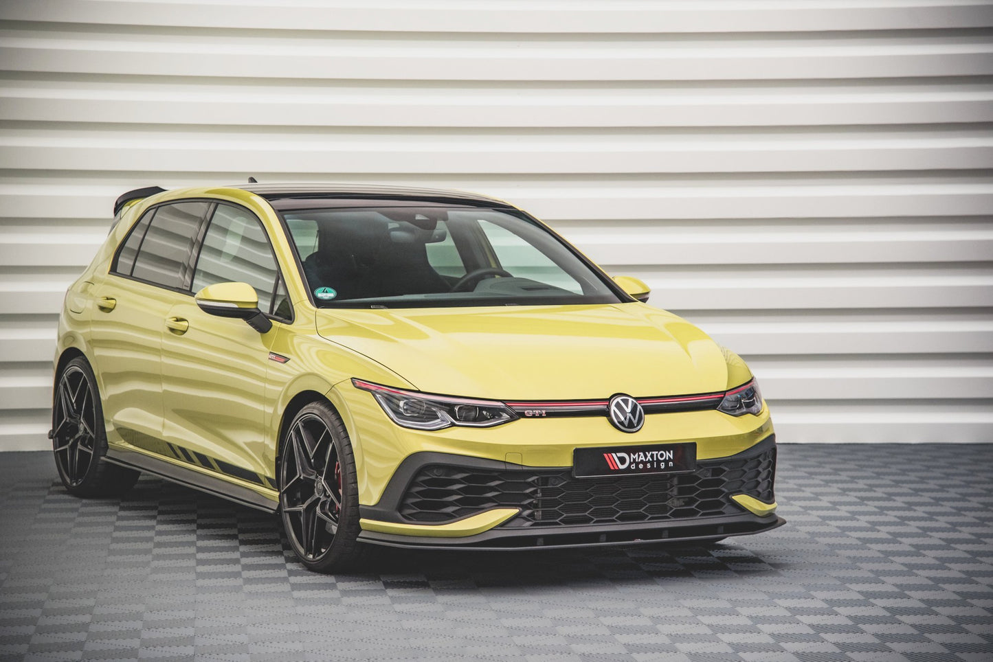 SPLITTER ANTERIORE RACING ADATTO PER VOLKSWAGEN GOLF 8 GTI CLUBSPORT 2020