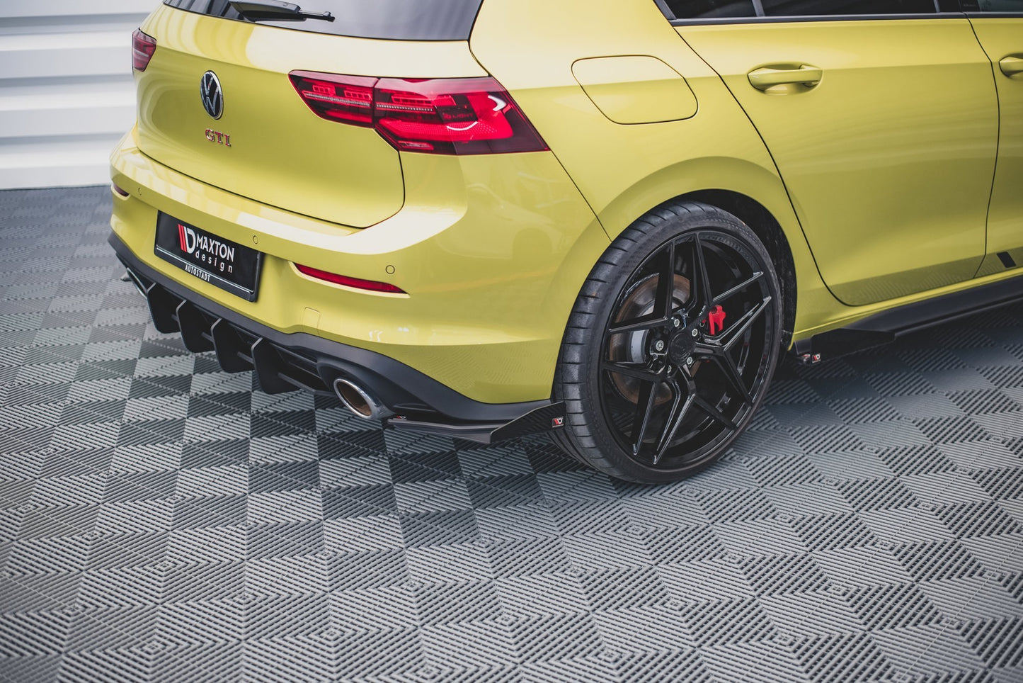 RACING DURABILITY FLAPS LATERALI POSTERIORI + SPLITTERS ADATTI PER VOLKSWAGEN GOLF 8 GTI CLUBSPORT 2020