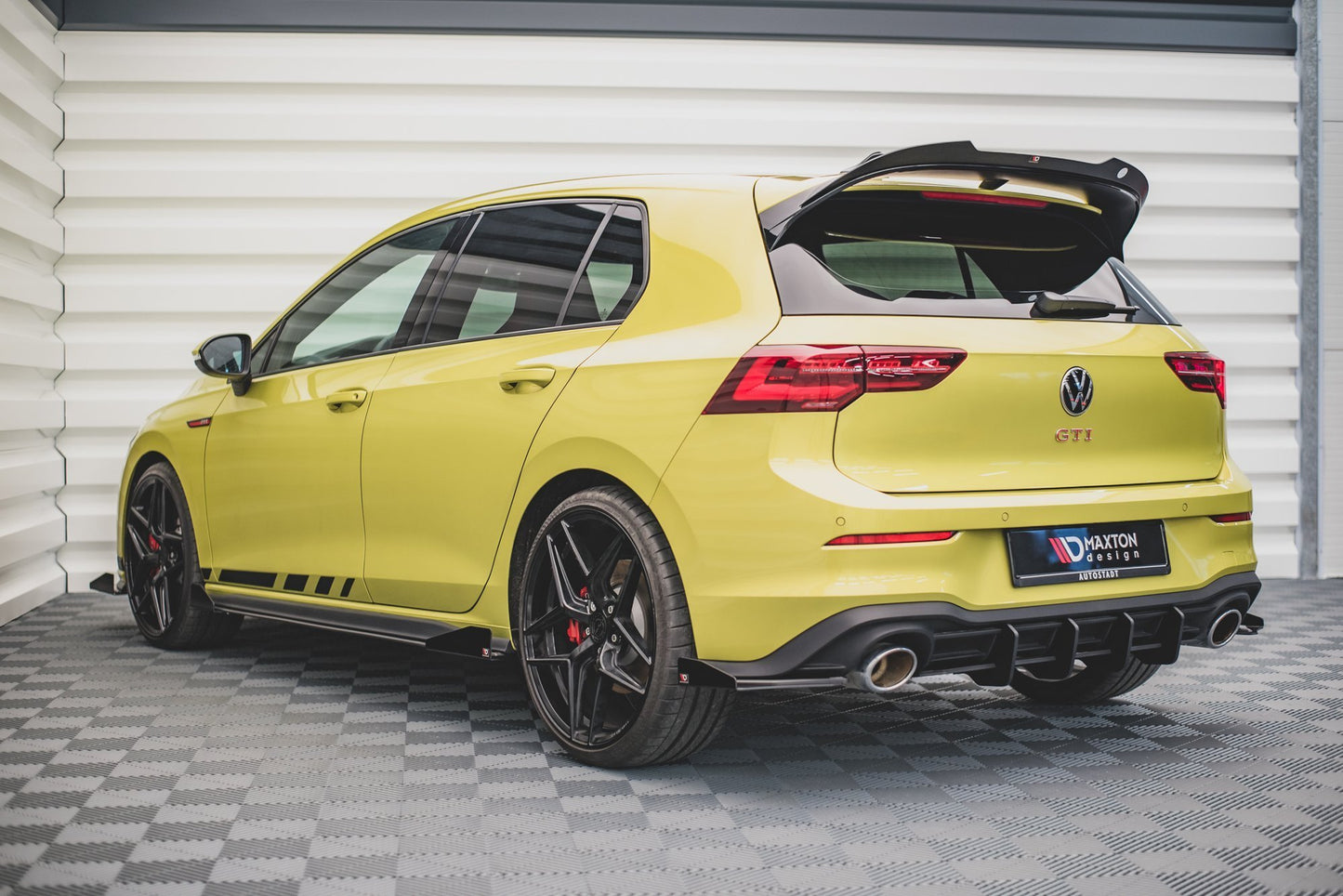 RACING DURABILITY FLAPS LATERALI POSTERIORI + SPLITTERS ADATTI PER VOLKSWAGEN GOLF 8 GTI CLUBSPORT 2020