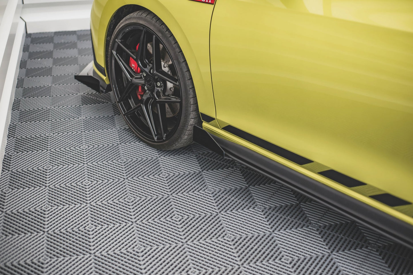 RACING DURABILITY MINIGONNE LATERALI + FLAP ADATTI PER VOLKSWAGEN GOLF 8 GTI / GTI CLUBSPORT / R-LINE 2020