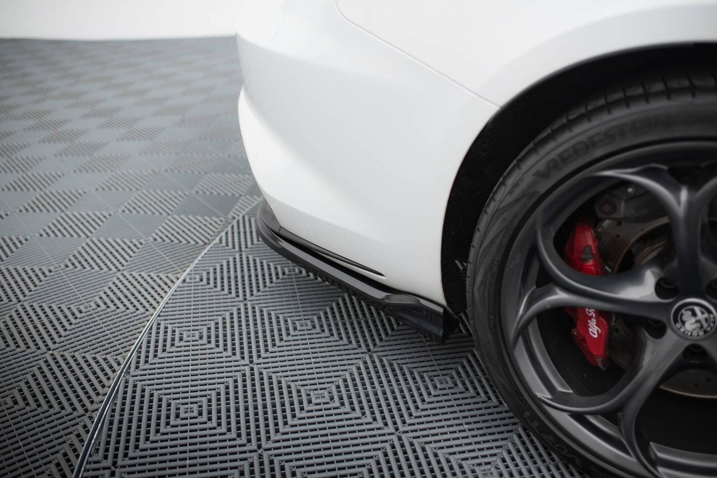 ⭐ Rear Side Splitters per Alfa Romeo Giulia Quadrifoglio ⭐