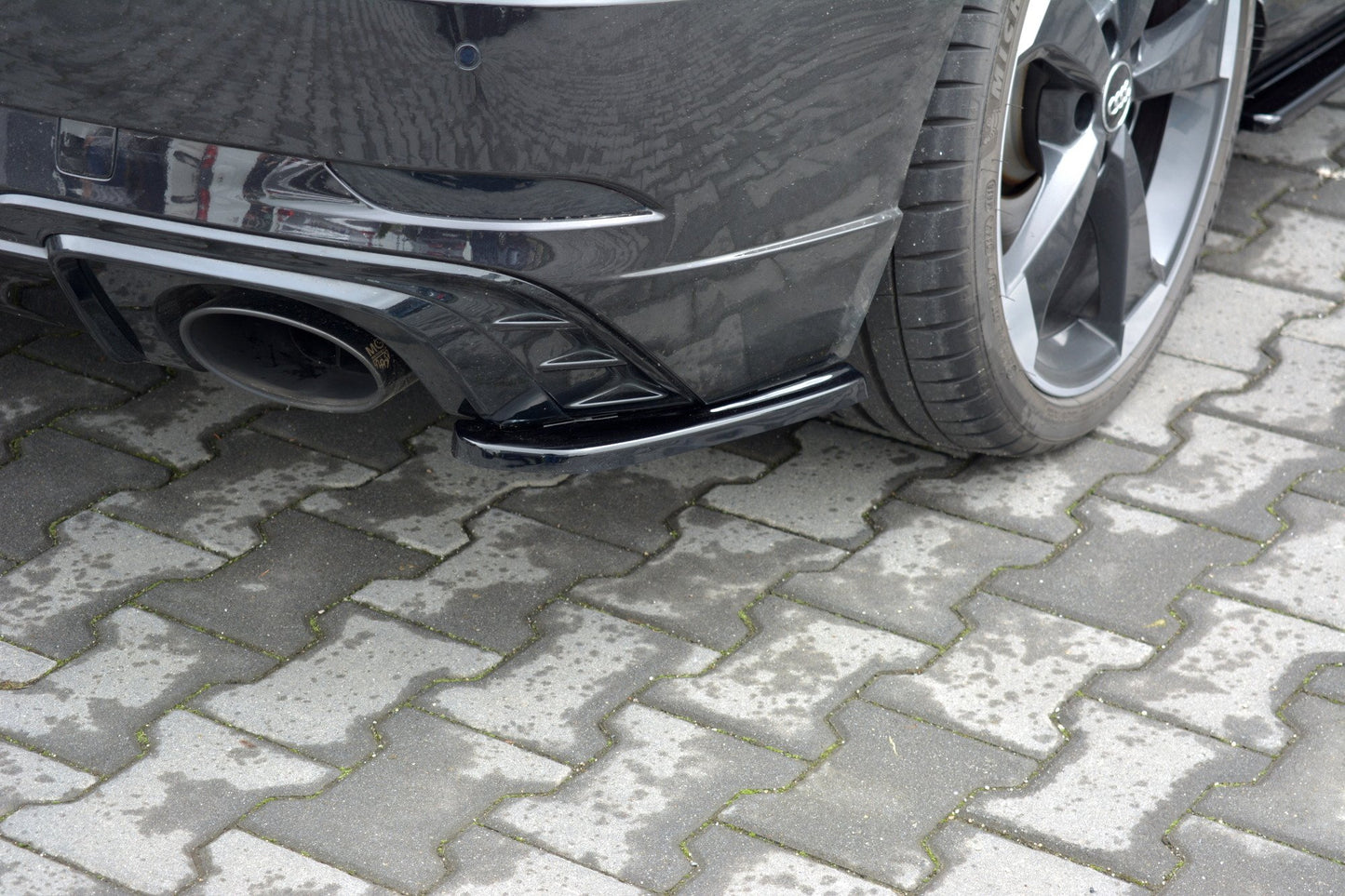 REAR SIDE SPLITTERS AUDI RS3 8V FL SPORTBACK