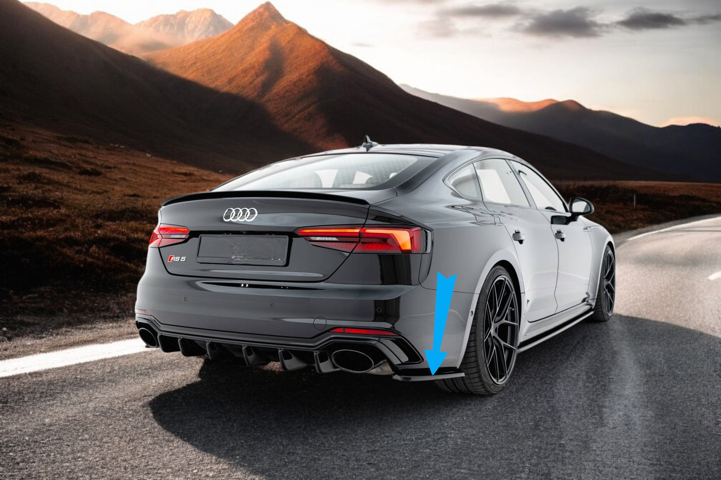 🔥Splitter Laterali Posteriori Adatto Per Audi RS5 Coupe F5🔥