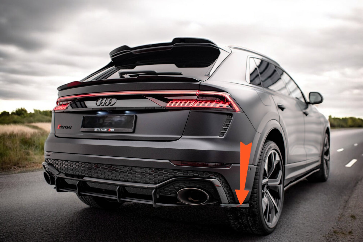 😎Rear side splitter suitable for Audi RSQ8 Mk1😎