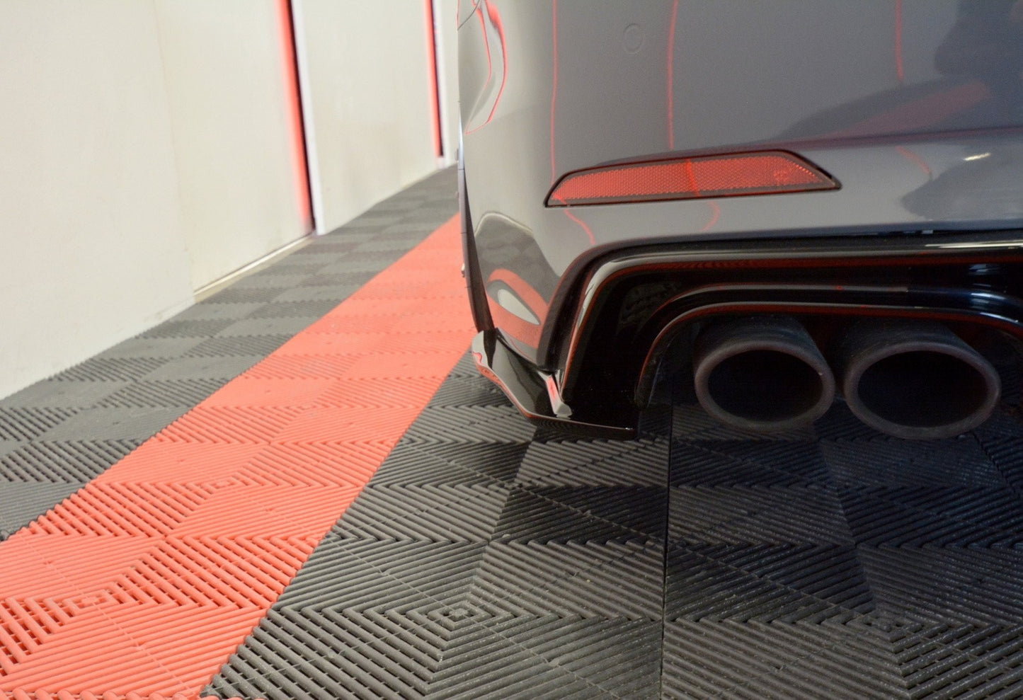 🔥Rear Side Splitters Suitable For Audi S5 F5 Coupe🔥