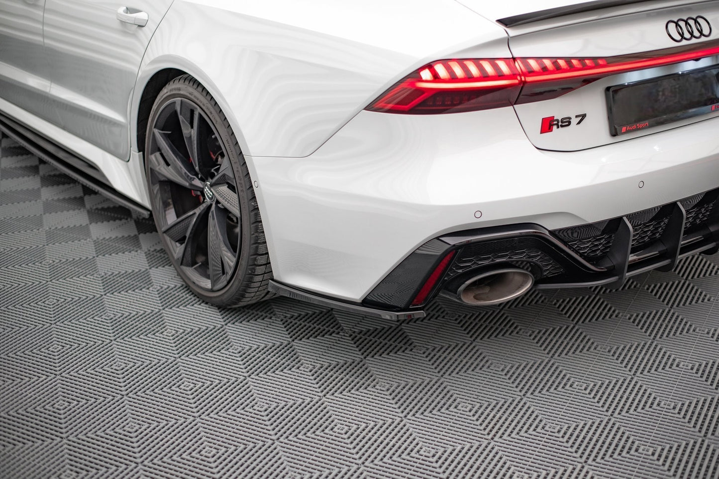 😎Splitter Laterali Pposteriori V.1 Adatto Per Audi RS7 C8😎