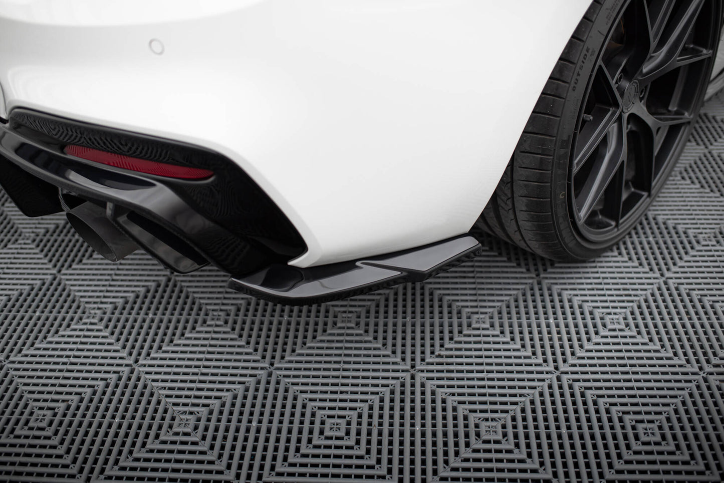 ✨Splitter Laterali Posteriori V.5 (Per Mantovana Posteriore v.3) BMW 1 M-Pack ✨
