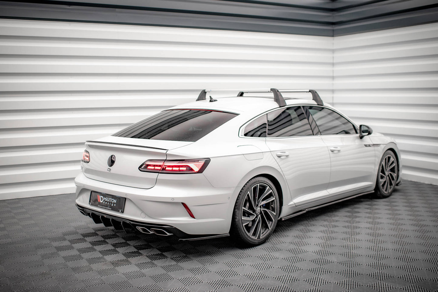 SPLITTER LATERALI POSTERIORI adatti per VOLKSWAGEN ARTEON R  2020-