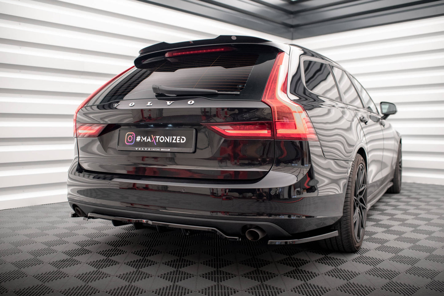 SPLITTER LATERALI POSTERIORI adatto per VOLVO V90 MK2 2016-2020