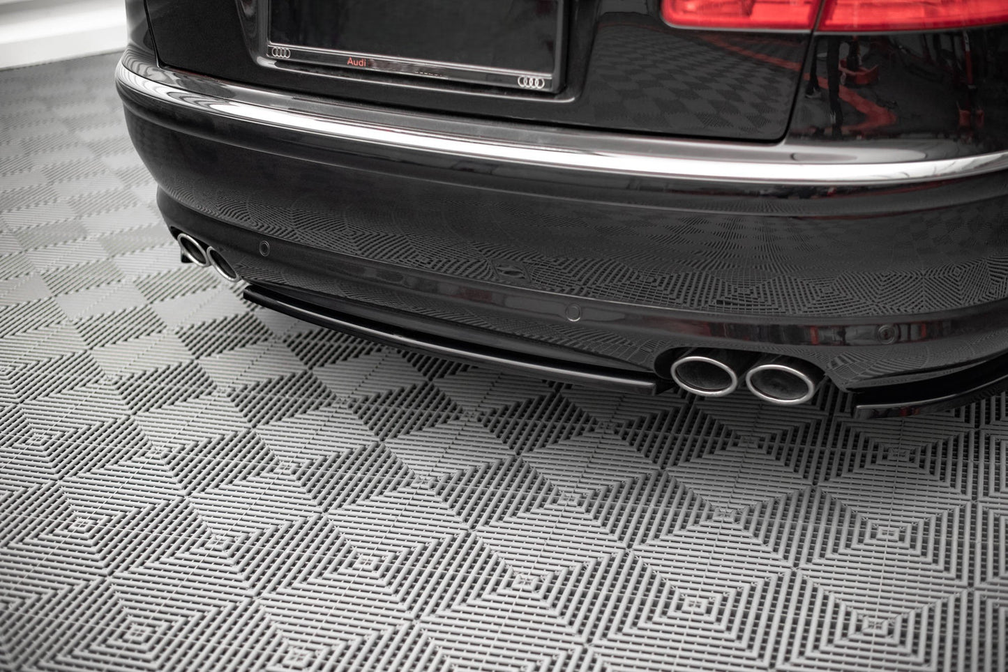 😎Rear Splitter Suitable For Audi S8 D3😎