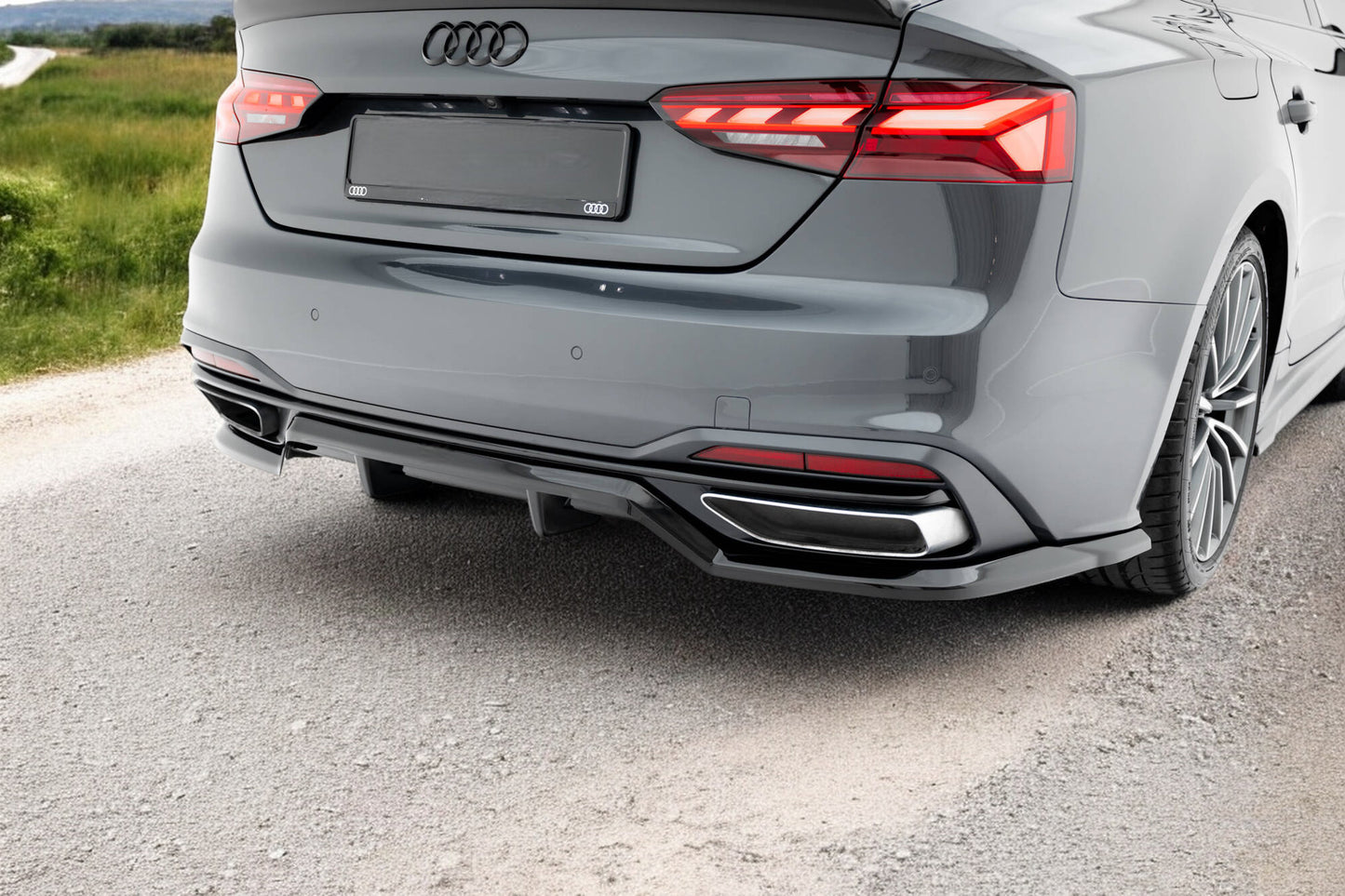 ✨Splitter posteriore (con barre verticali) Audi A5 F5 Facelift✨