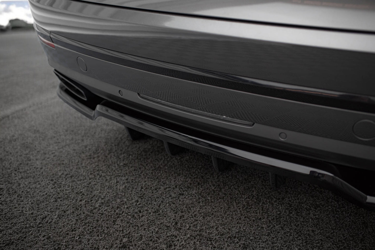 ✨Splitter posteriore (con barre verticali) Bentley Bentayga Mk1✨