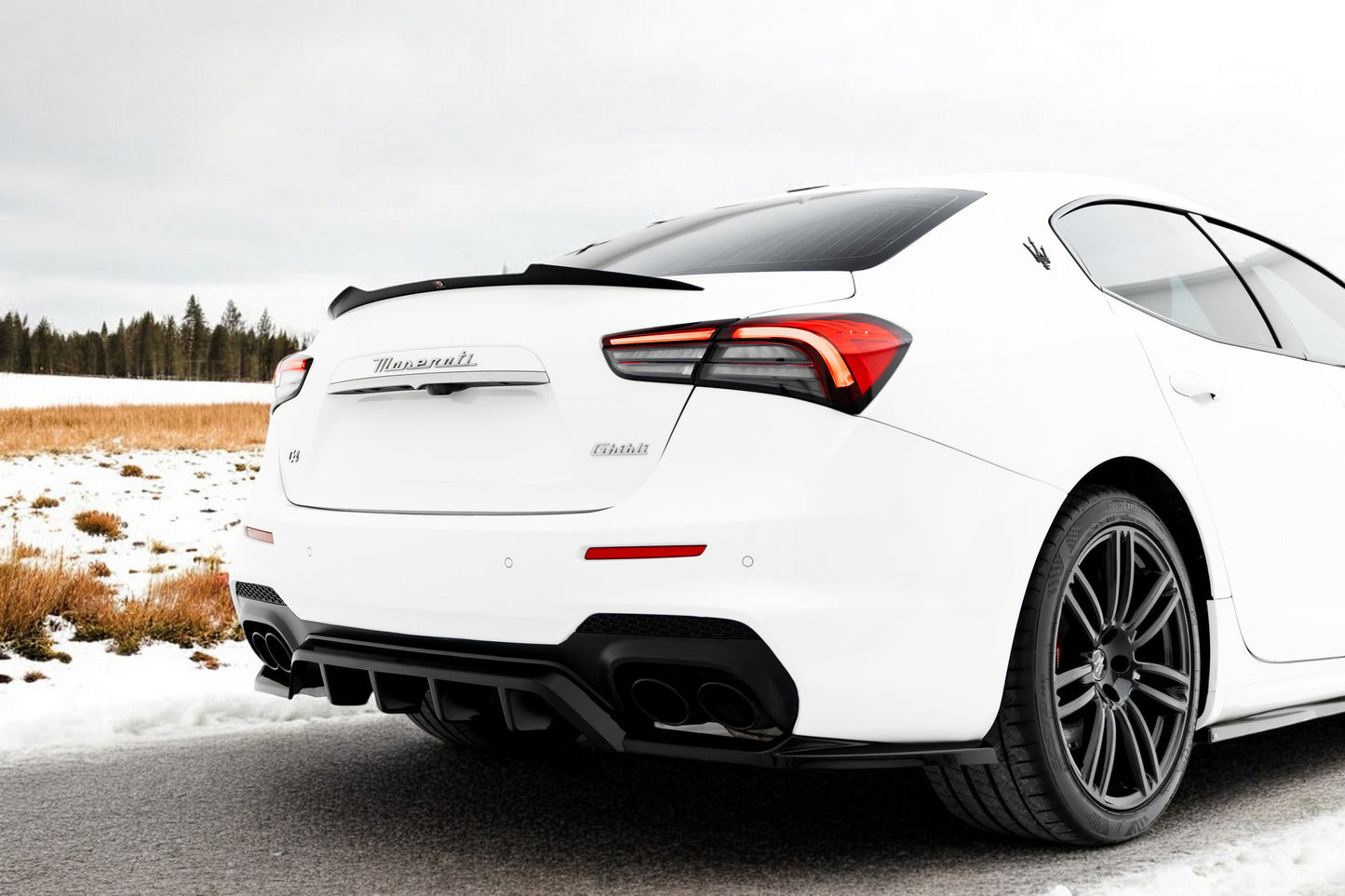 ⭐Splitter posteriore (con barre verticali) Maserati Ghibli Modena Mk3 Facelift⭐