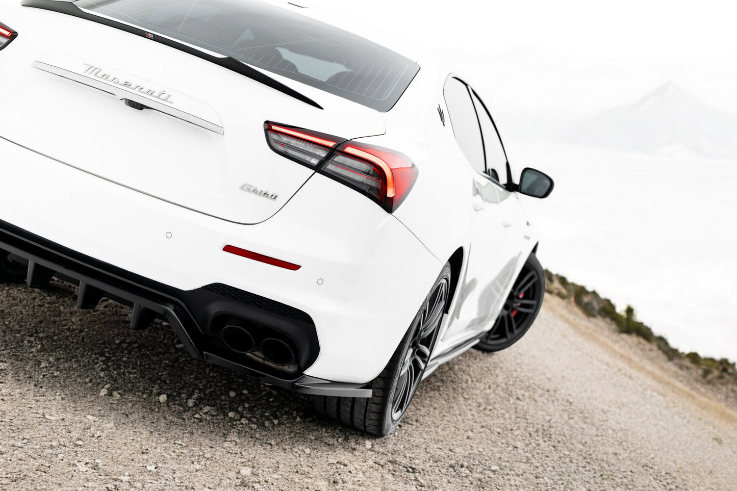 ⭐Splitter posteriore (con barre verticali) Maserati Ghibli Modena Mk3 Facelift⭐