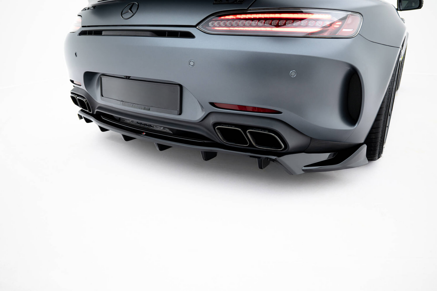 Rear splitter (with vertical bars) Mercedes-AMG GT C C190 Facelift