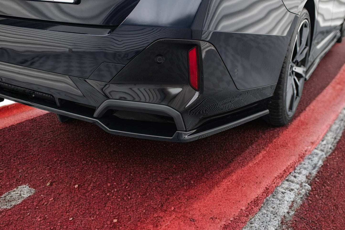 ⭐Splitter posteriore (con barre verticali) V.2 BMW 5 / i5 M-Pack G60⭐