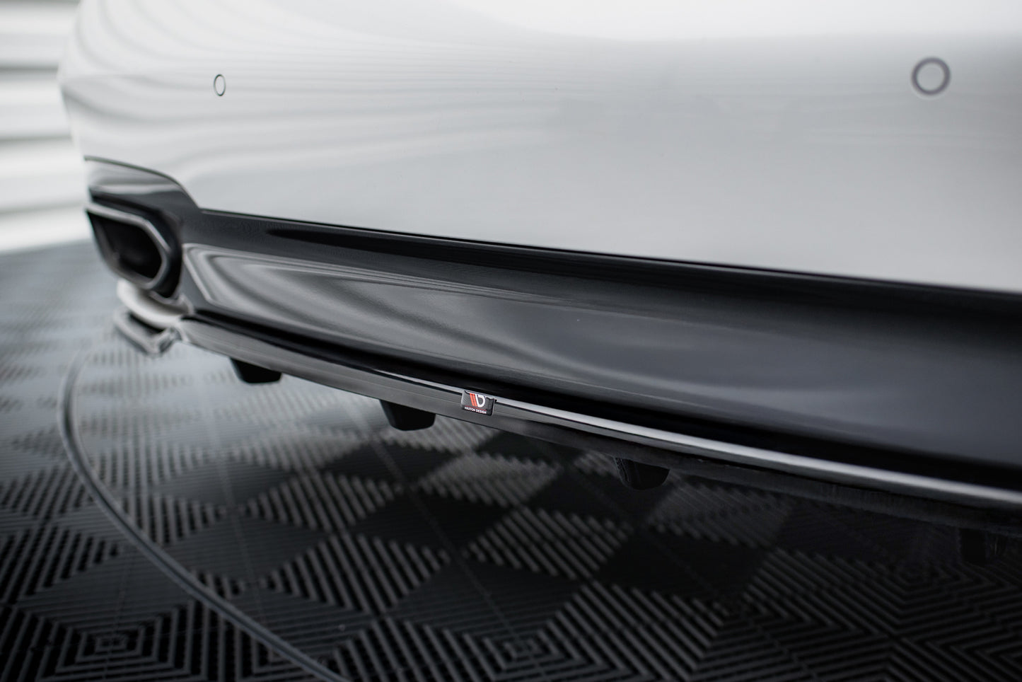 Splitter posteriore (con manubri verticali) per BMW 7 M-Pack G11/G12
