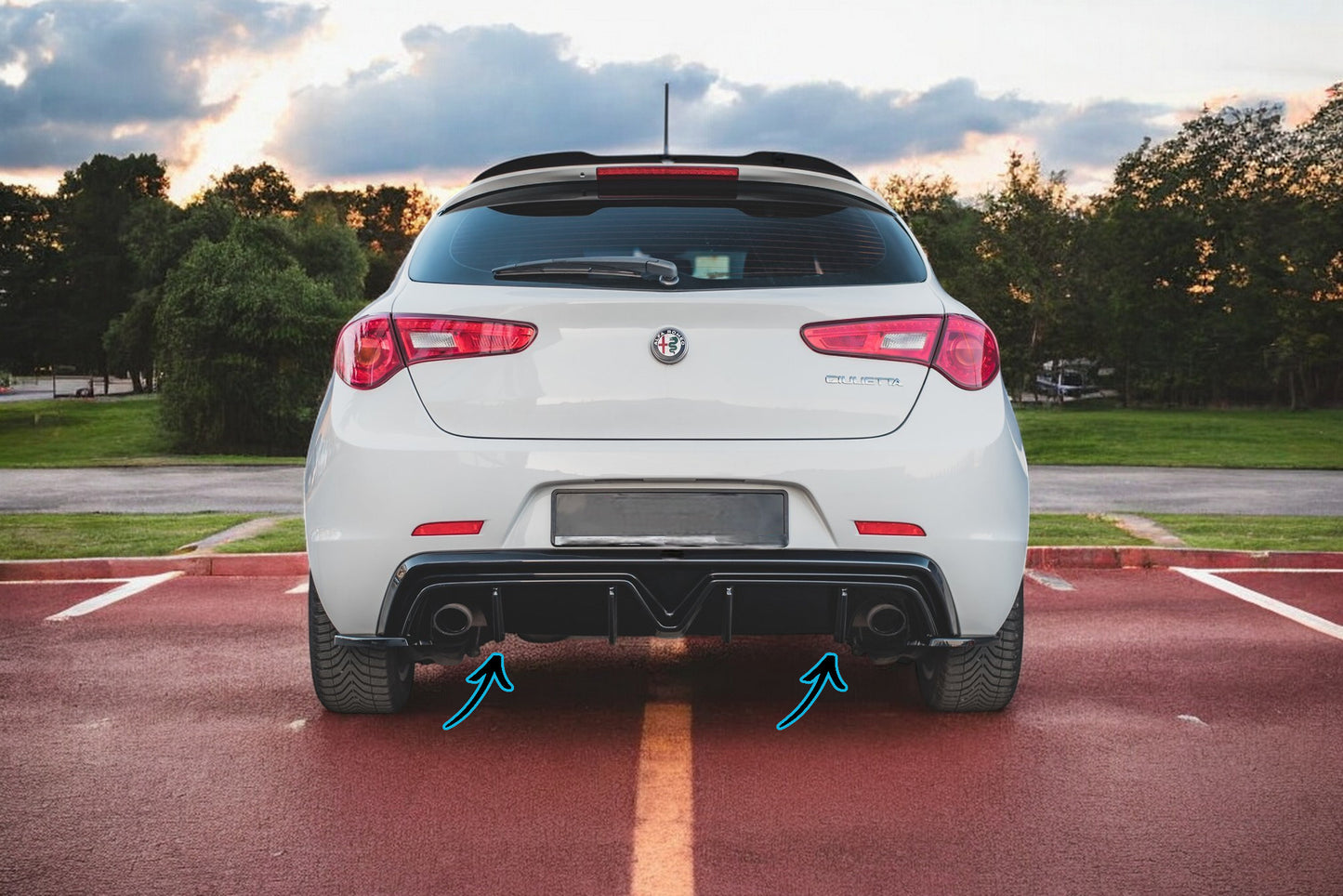 🔥Mantovana Posteriore AlfaRomeo Giulietta Scarico Su Entrambi I Lati Versione🔥