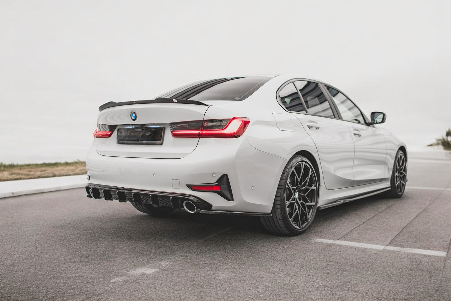 DIFFUSORE ADATTO PER ✨✨BMW 3 Series G20 / G21 2018-2021 ✨✨