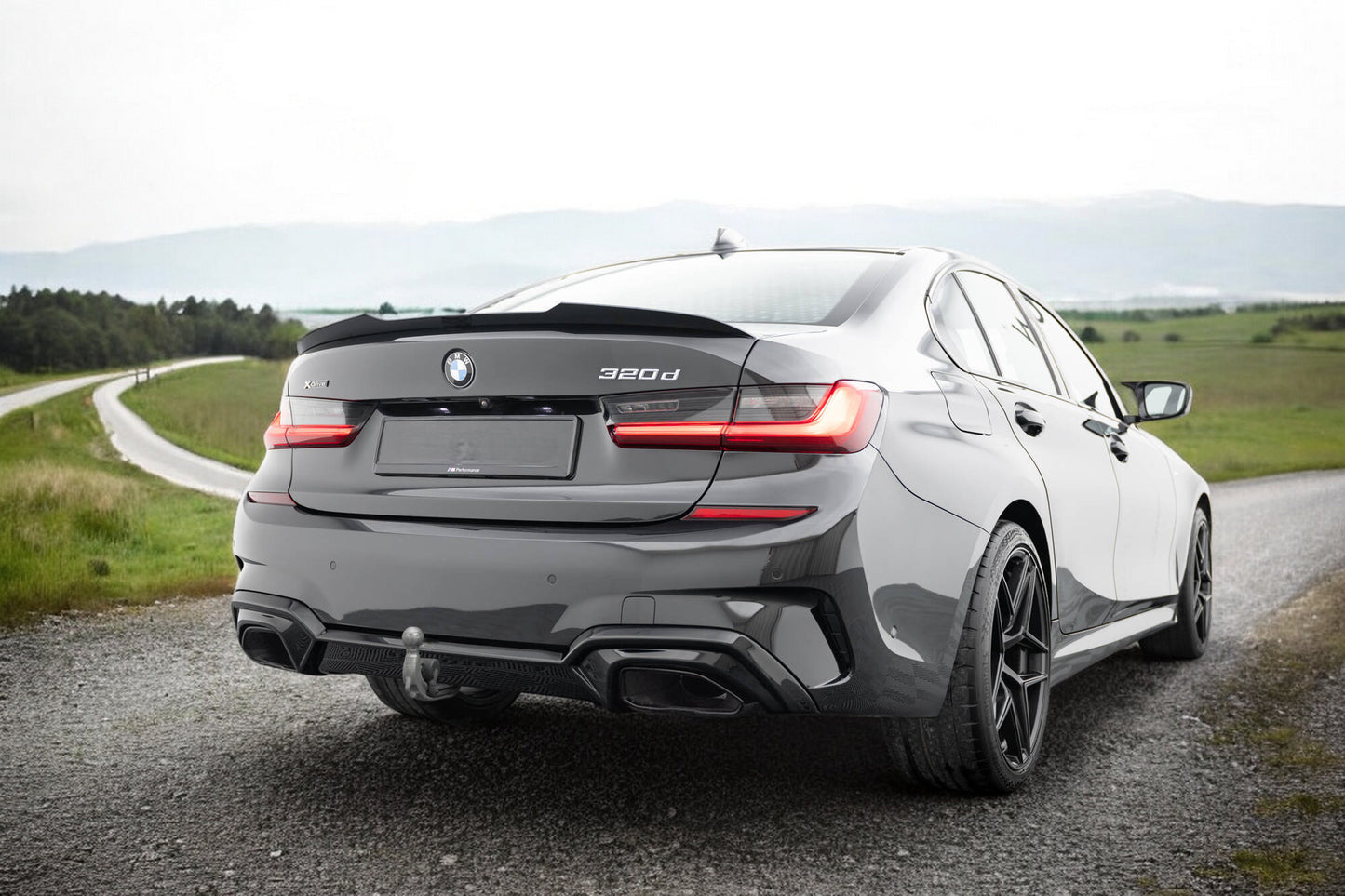 ✨Mantovana posteriore BMW M340i G20/G21 (Adatto per auto con gancio di traino)✨