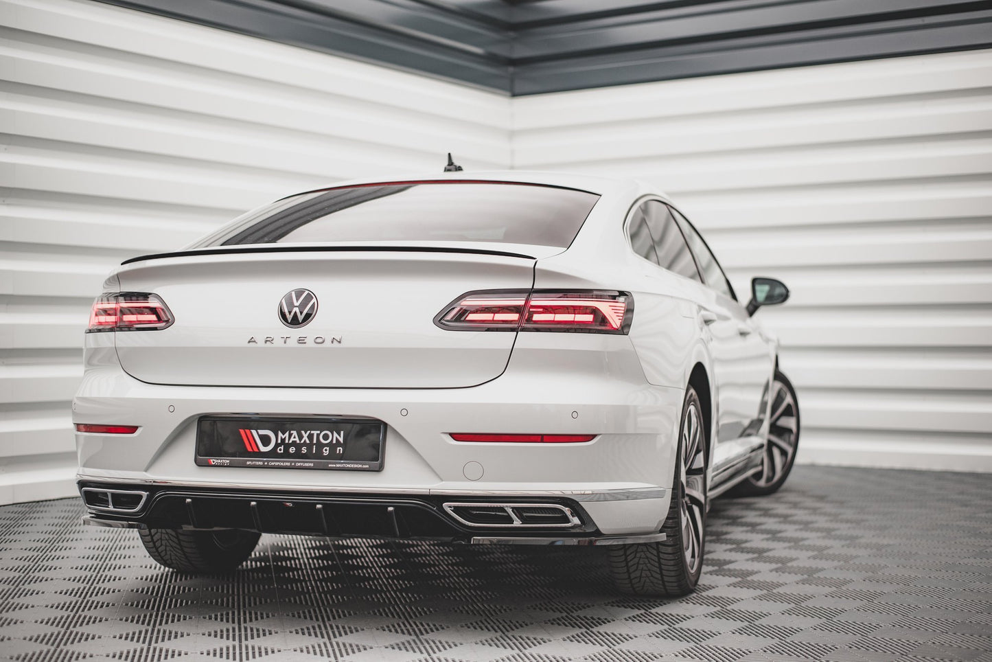 DIFFUSORE POSTERIORE ADATTO PER VOLKSWAGEN ARTEON R-LINE FACELIFT 2020-