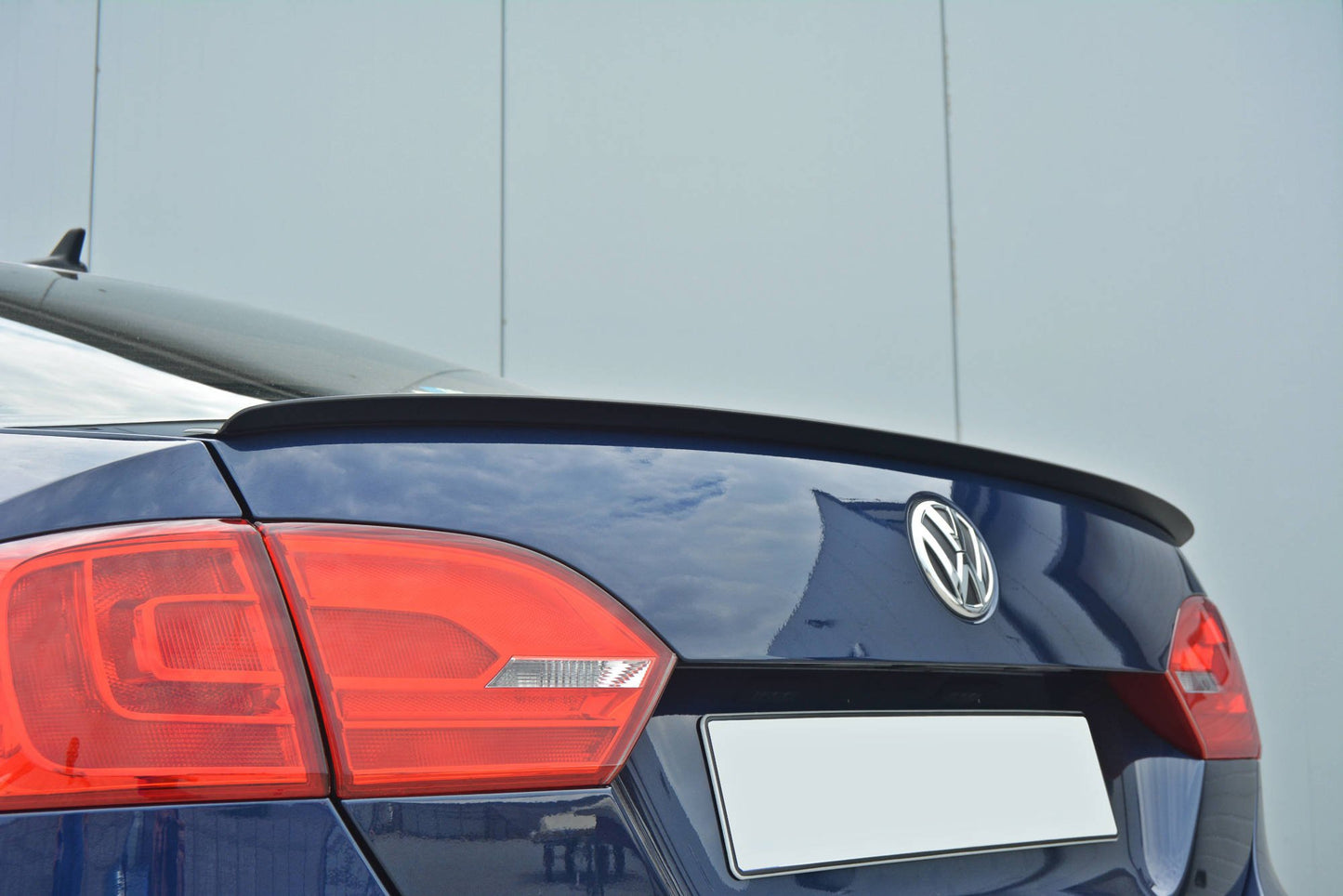 SPOILER adatto per VOLKSWAGEN JETTA MK6 BERLINA PREFAZIONE (2011-2014)