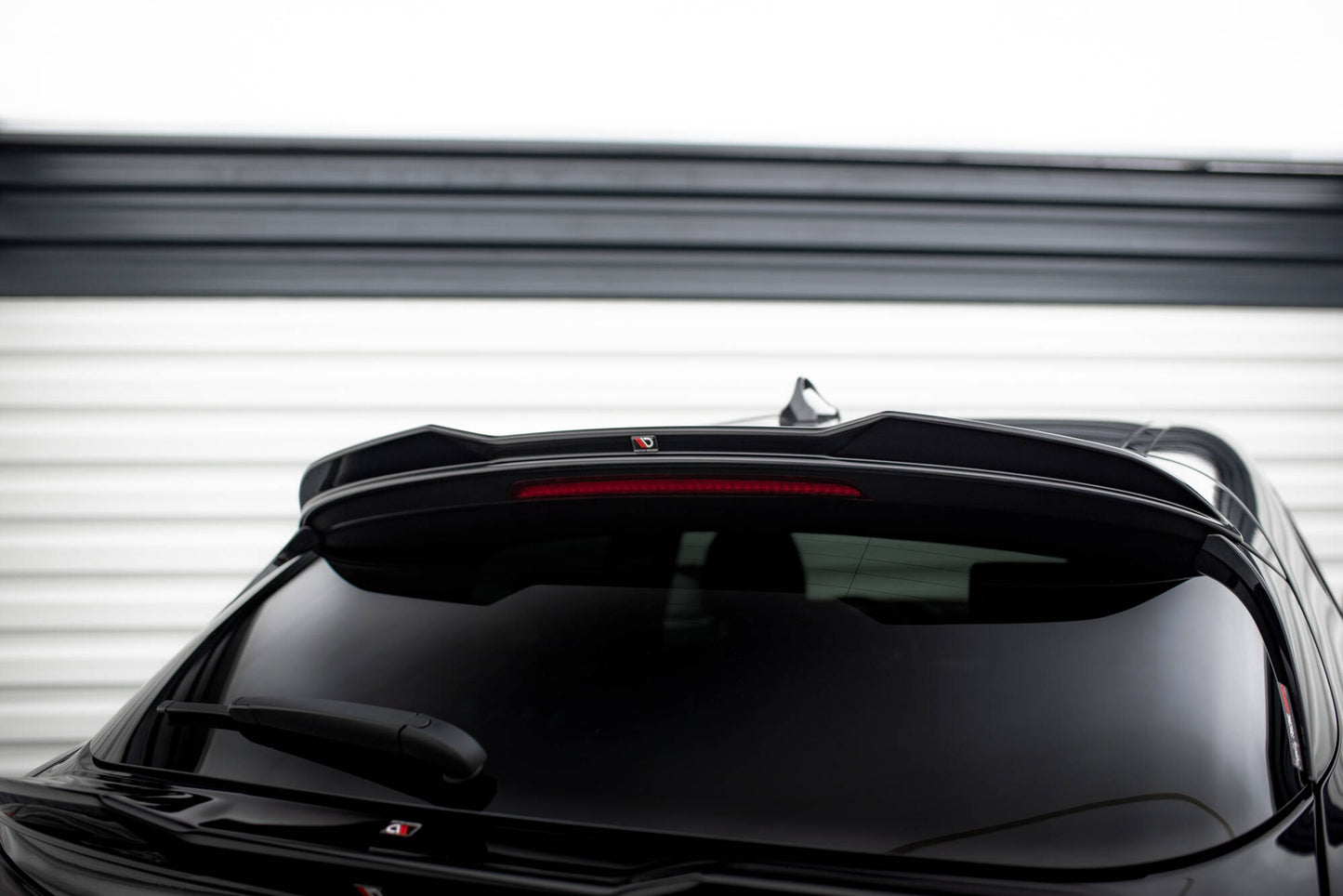 SPLITTER SUITABLE FOR VW GOLF 8 GTI GTD RLINE LOOK GLOSSY BLACK SPORTY DESIGN 