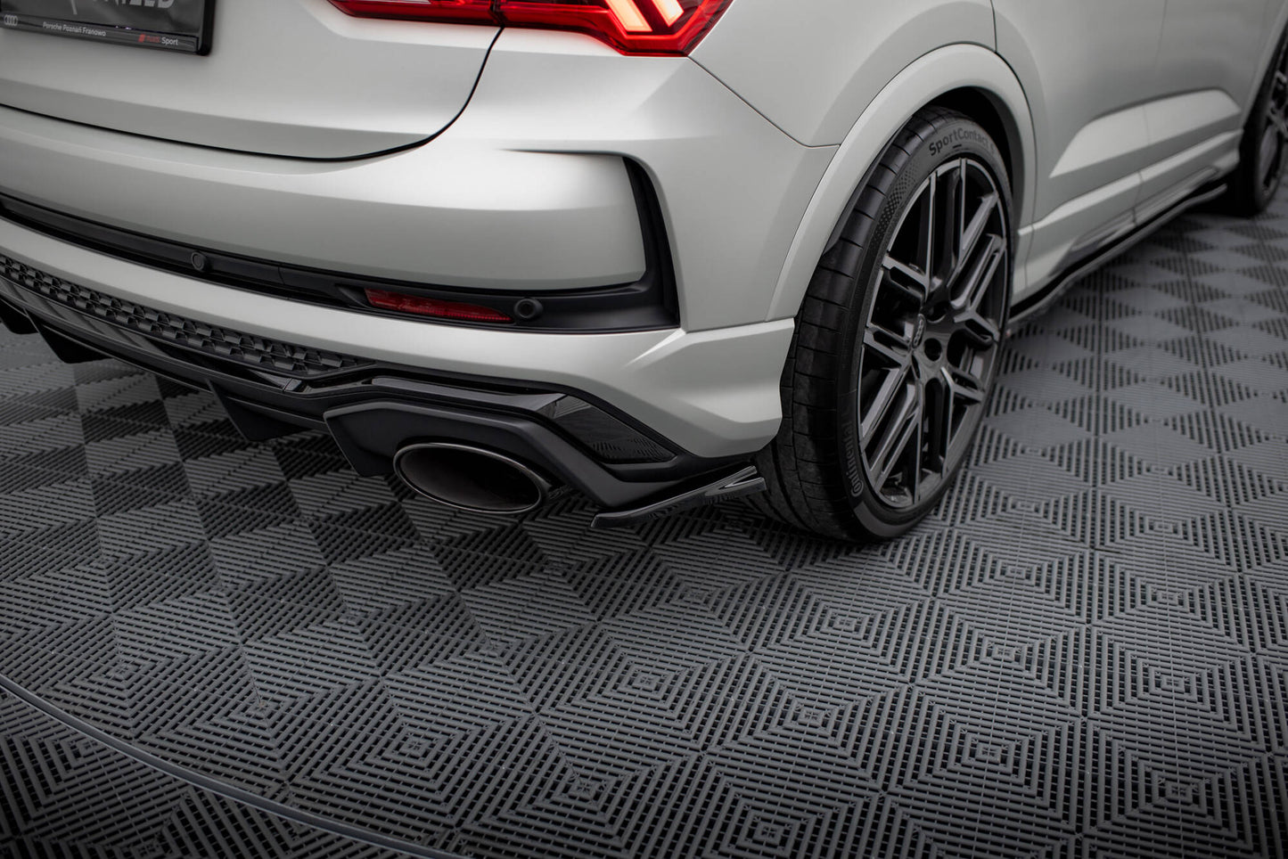 SPLITTER SUITABLE FOR VW GOLF 8 GTI GTD RLINE LOOK GLOSSY BLACK SPORTY DESIGN 