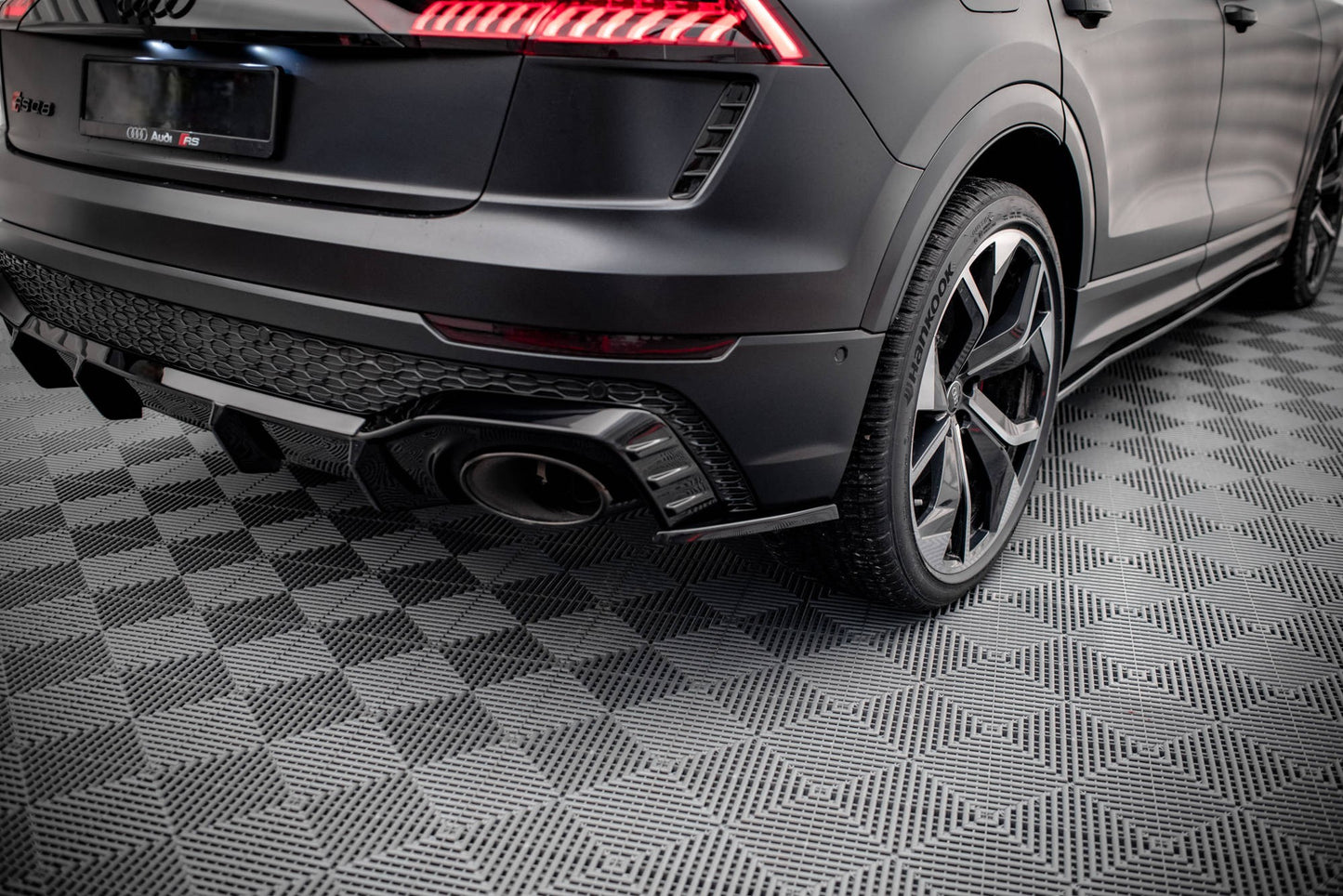 😍Set di splitter adatto per Audi RSQ8 Mk1😍