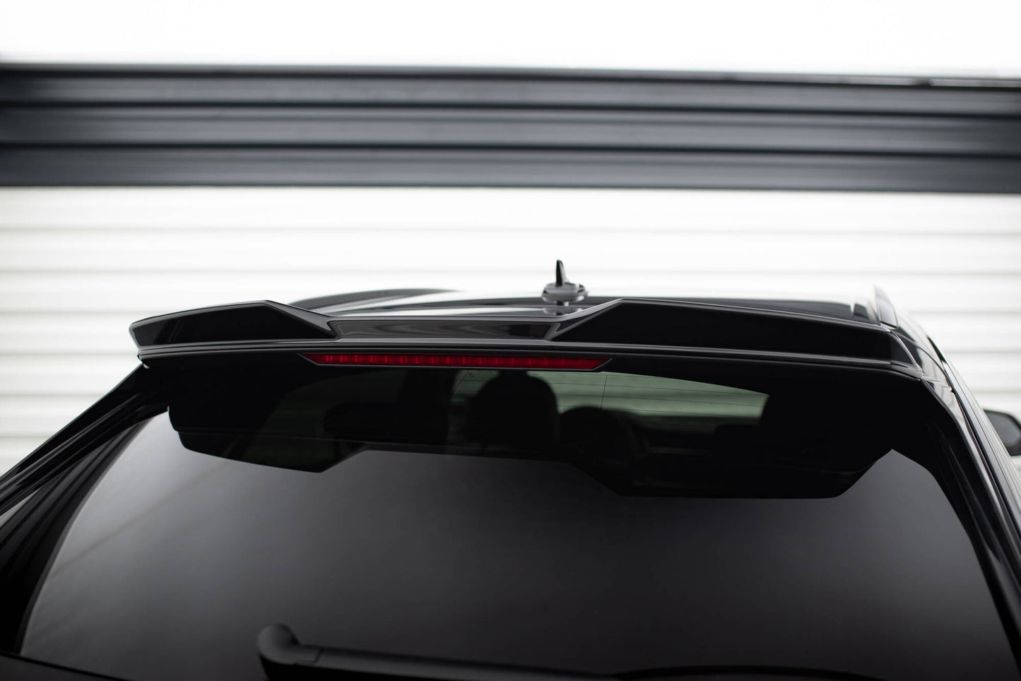 SPLITTER SUITABLE FOR VW GOLF 8 GTI GTD RLINE LOOK GLOSSY BLACK SPORTY DESIGN 