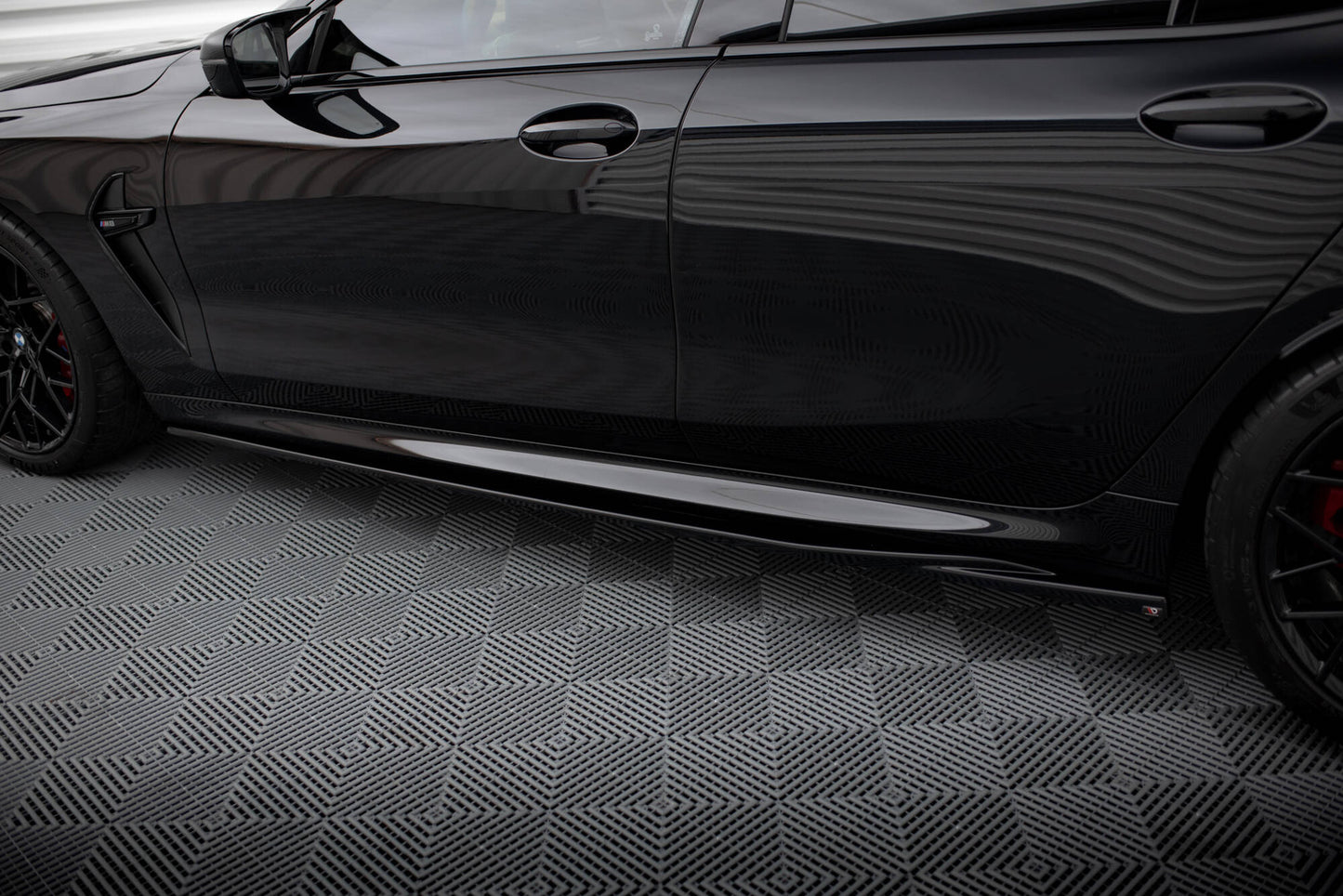SPLITTER SUITABLE FOR VW GOLF 8 GTI GTD RLINE LOOK GLOSSY BLACK SPORTY DESIGN 
