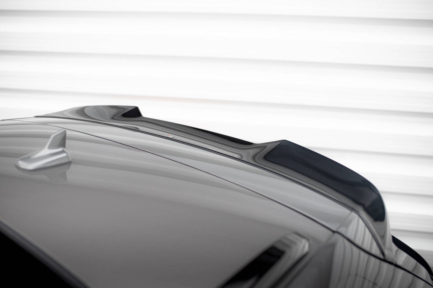 SPLITTER SUITABLE FOR VW GOLF 8 GTI GTD RLINE LOOK GLOSSY BLACK SPORTY DESIGN 
