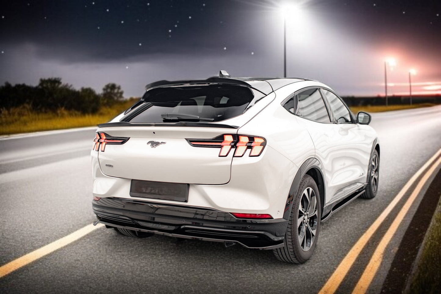 😍Bodykit Adatto Per Ford Mustang Mach-E Mk1😍