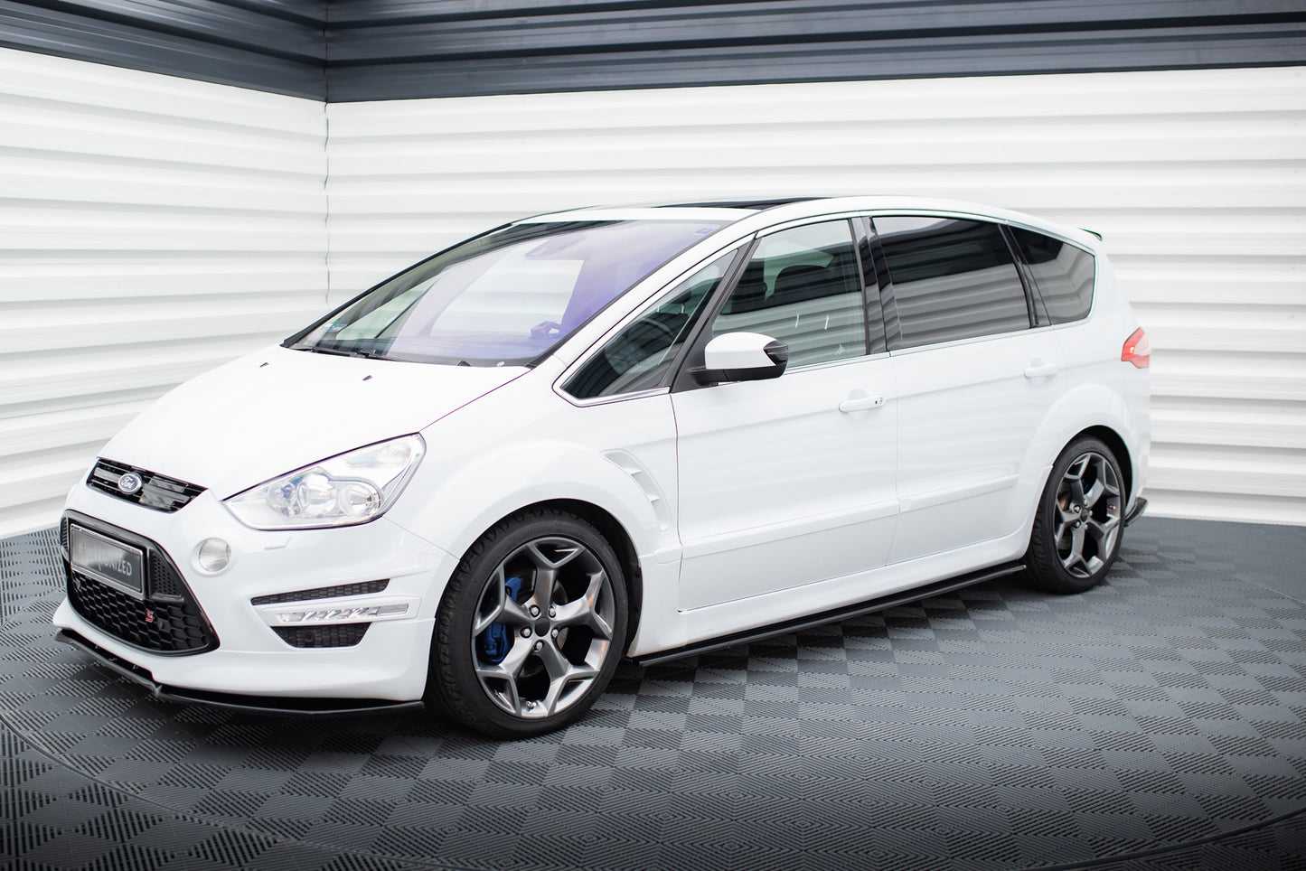 SPLITTER SUITABLE FOR VW GOLF 8 GTI GTD RLINE LOOK GLOSSY BLACK SPORTY DESIGN 
