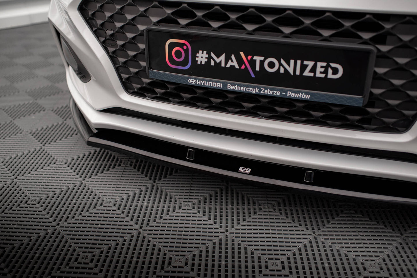 SPLITTER SUITABLE FOR VW GOLF 8 GTI GTD RLINE LOOK GLOSSY BLACK SPORTY DESIGN 
