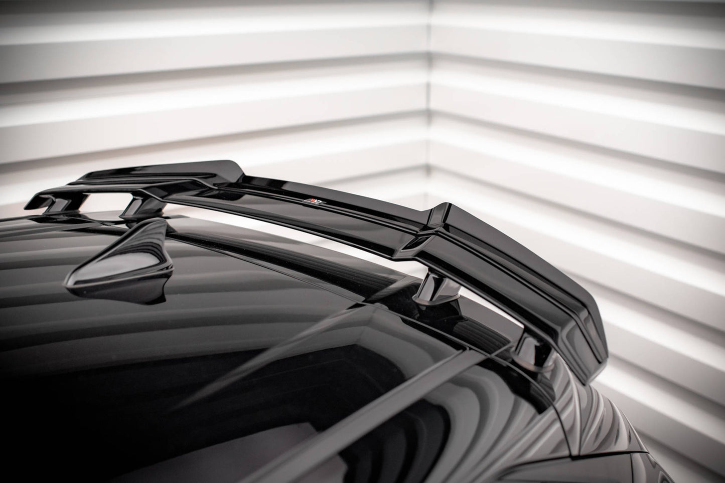 SPLITTER SUITABLE FOR VW GOLF 8 GTI GTD RLINE LOOK GLOSSY BLACK SPORTY DESIGN 