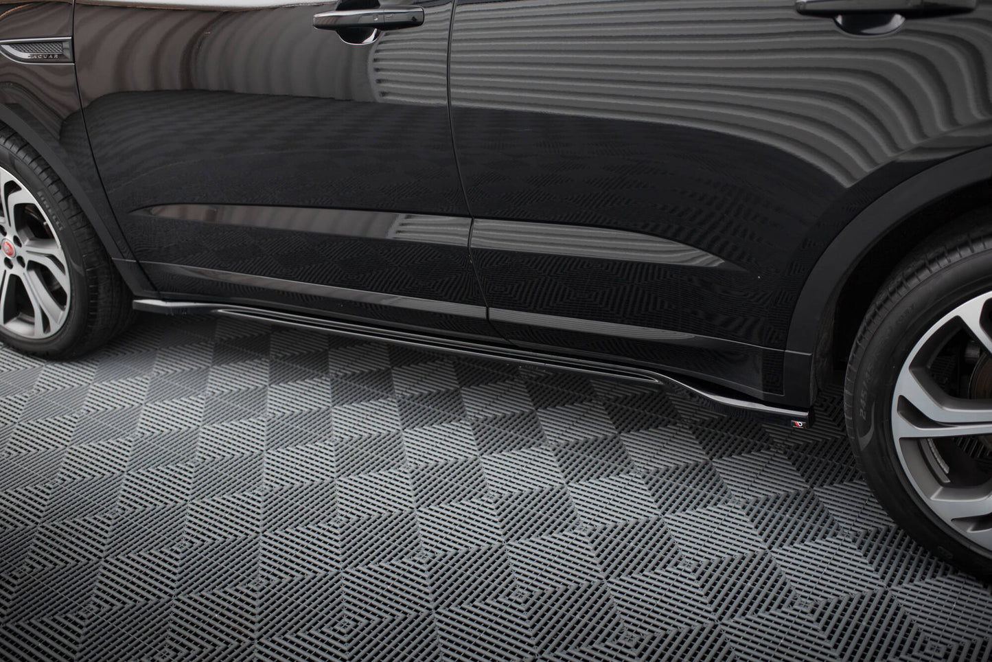SPLITTER SUITABLE FOR VW GOLF 8 GTI GTD RLINE LOOK GLOSSY BLACK SPORTY DESIGN 