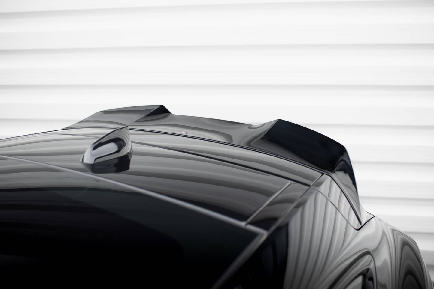 SPLITTER SUITABLE FOR VW GOLF 8 GTI GTD RLINE LOOK GLOSSY BLACK SPORTY DESIGN 
