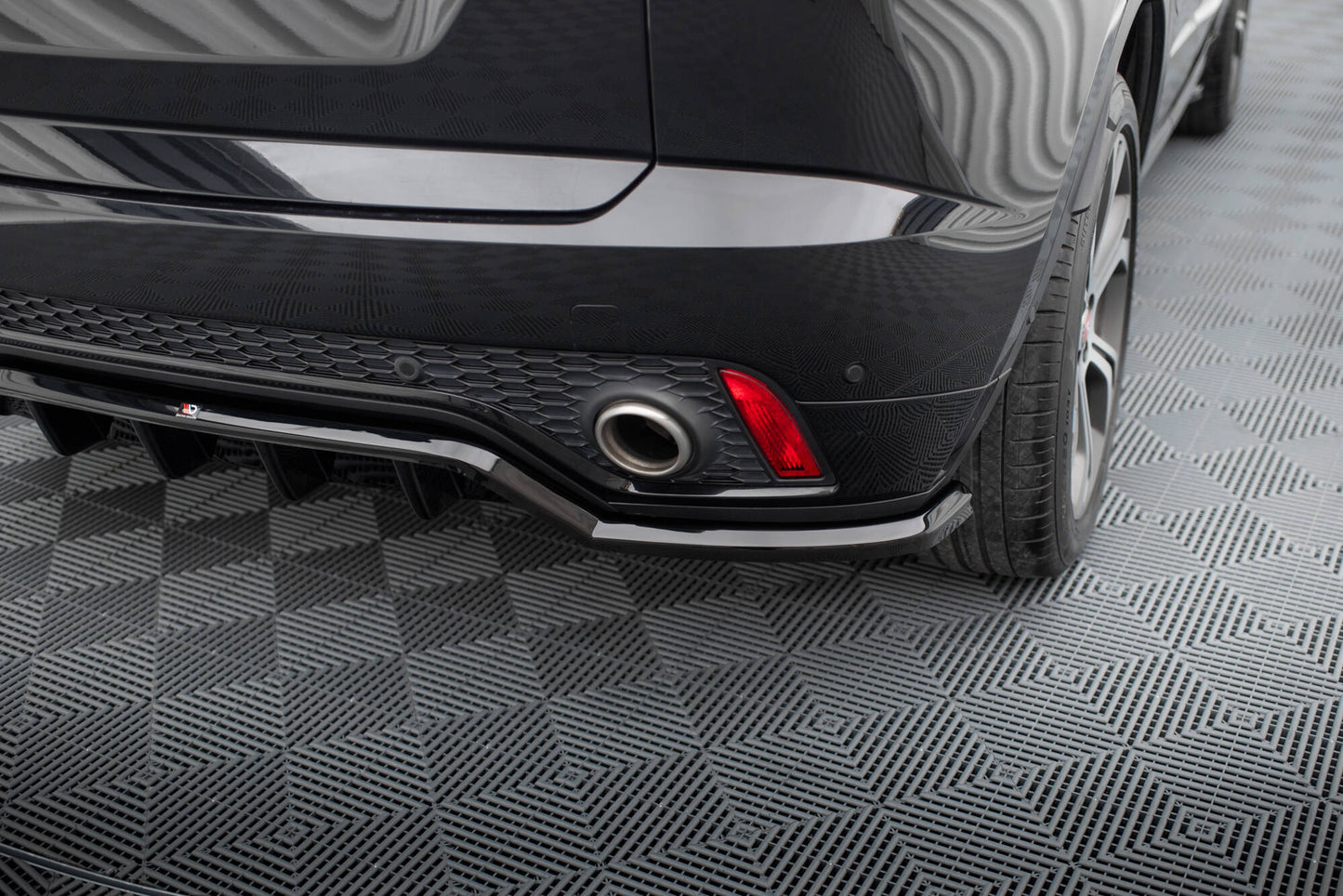 SPLITTER SUITABLE FOR VW GOLF 8 GTI GTD RLINE LOOK GLOSSY BLACK SPORTY DESIGN 