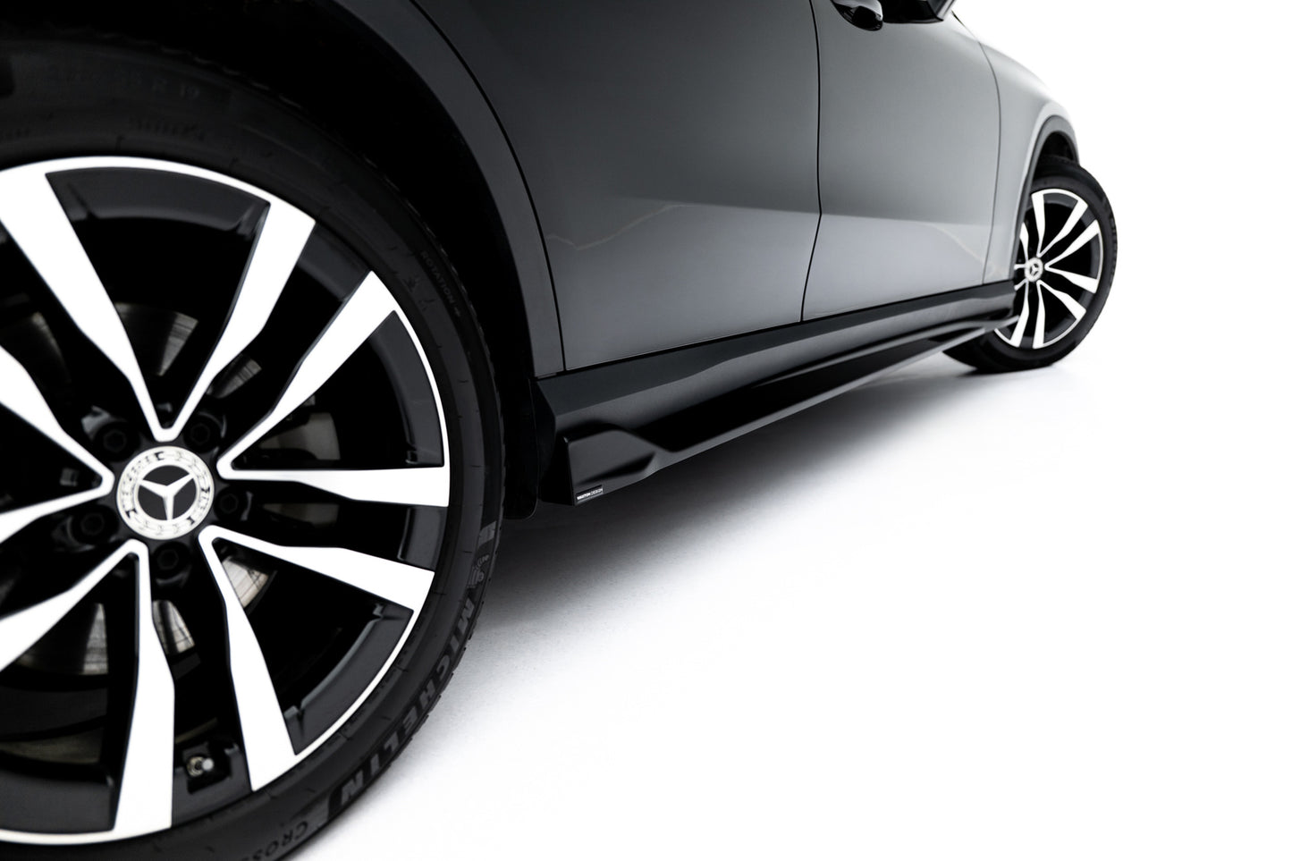 SPLITTER SUITABLE FOR VW GOLF 8 GTI GTD RLINE LOOK GLOSSY BLACK SPORTY DESIGN 