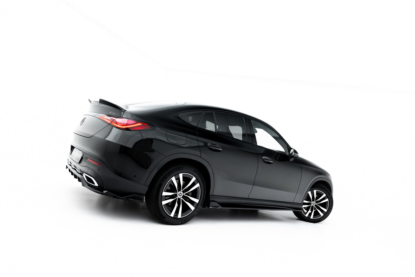 SPLITTER SUITABLE FOR VW GOLF 8 GTI GTD RLINE LOOK GLOSSY BLACK SPORTY DESIGN 