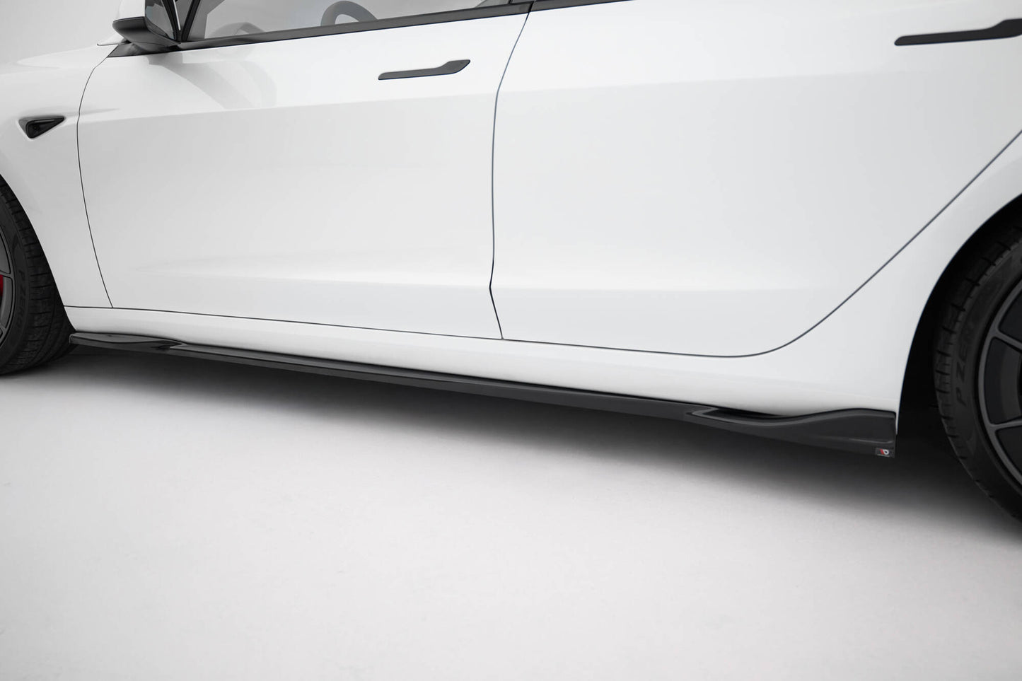 SPLITTER SUITABLE FOR VW GOLF 8 GTI GTD RLINE LOOK GLOSSY BLACK SPORTY DESIGN 