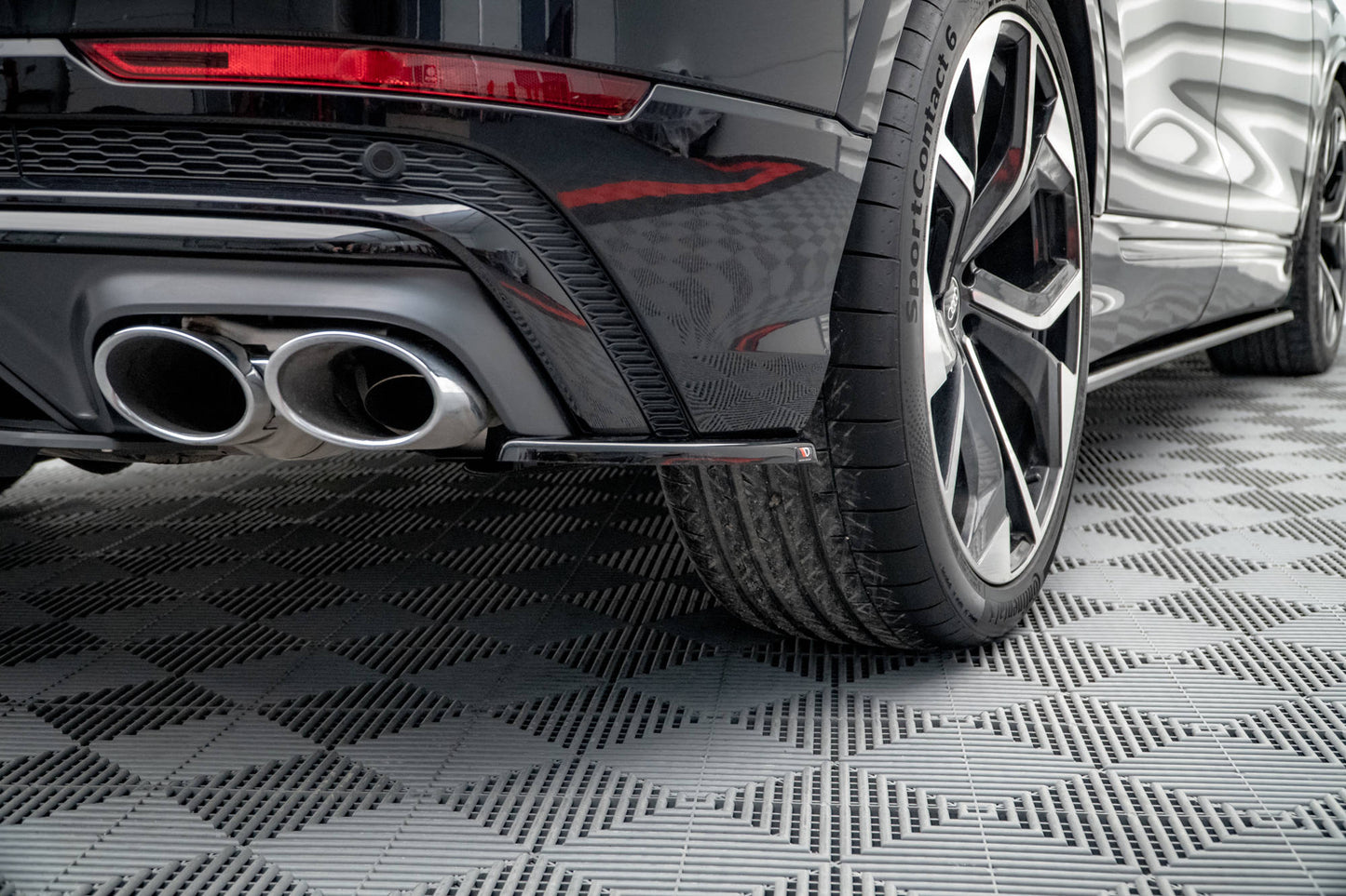 SPLITTER SUITABLE FOR VW GOLF 8 GTI GTD RLINE LOOK GLOSSY BLACK SPORTY DESIGN 