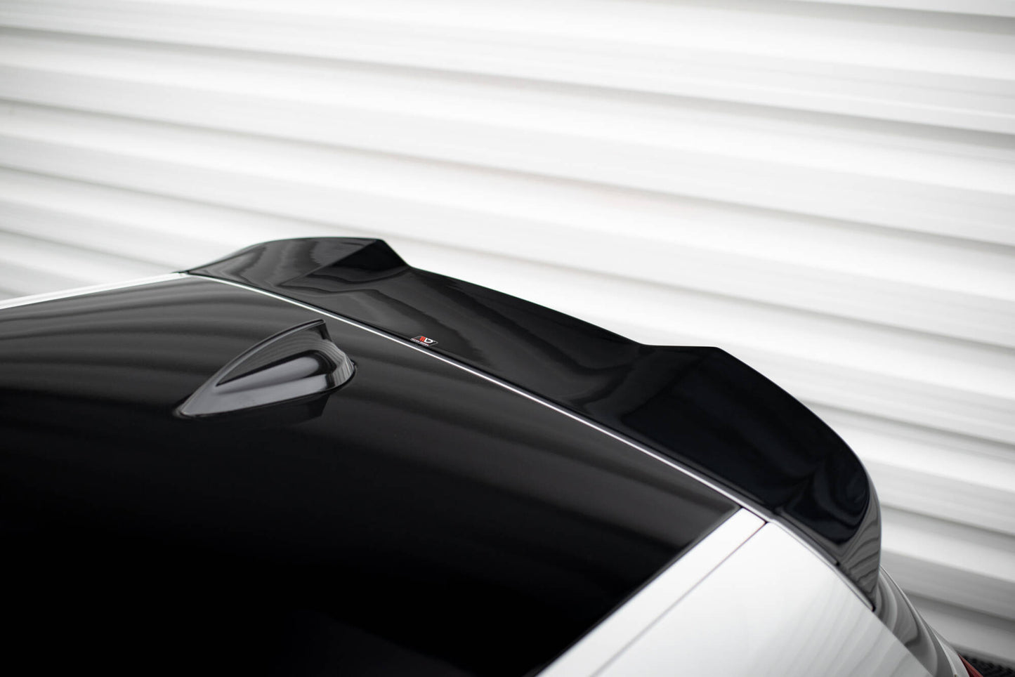 SPLITTER SUITABLE FOR VW GOLF 8 GTI GTD RLINE LOOK GLOSSY BLACK SPORTY DESIGN 
