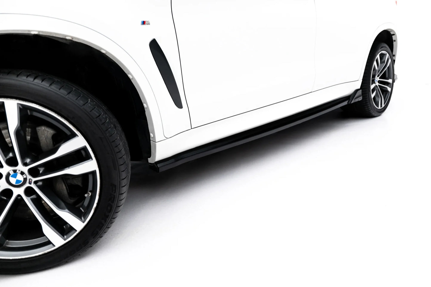 SPLITTER SUITABLE FOR VW GOLF 8 GTI GTD RLINE LOOK GLOSSY BLACK SPORTY DESIGN 