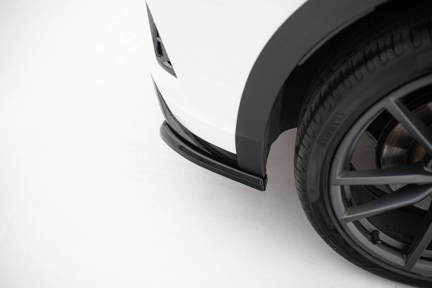 SPLITTER SUITABLE FOR VW GOLF 8 GTI GTD RLINE LOOK GLOSSY BLACK SPORTY DESIGN 