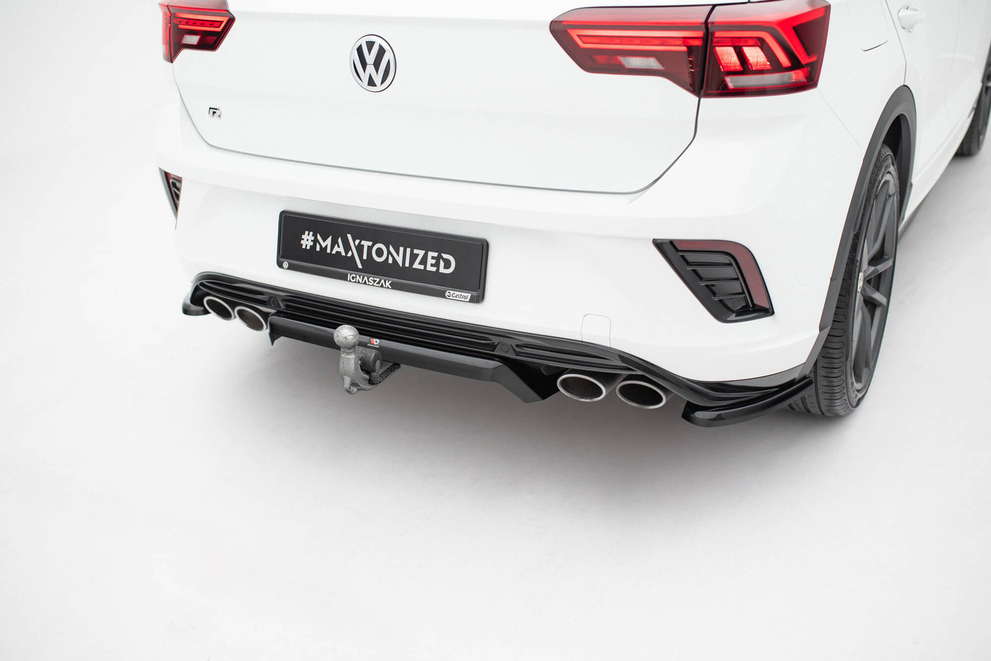 SPLITTER SUITABLE FOR VW GOLF 8 GTI GTD RLINE LOOK GLOSSY BLACK SPORTY DESIGN 